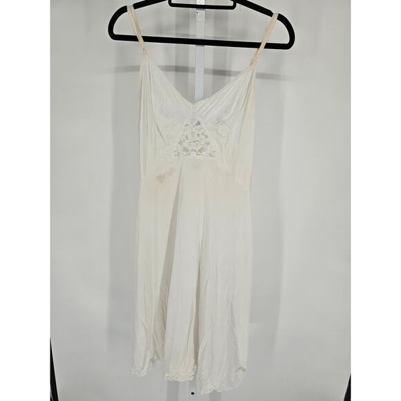 Vintage 1960s Sears Womens Sz 38 Tall length Nylon Nightie Nightgown White - Picture 1 of 4